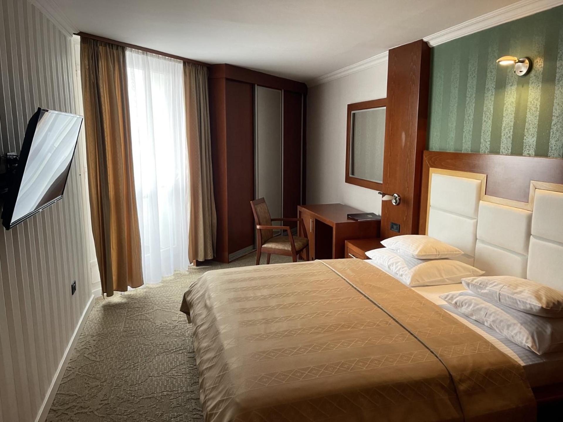 Hotel Bosna Banja Luka Zewnętrze zdjęcie