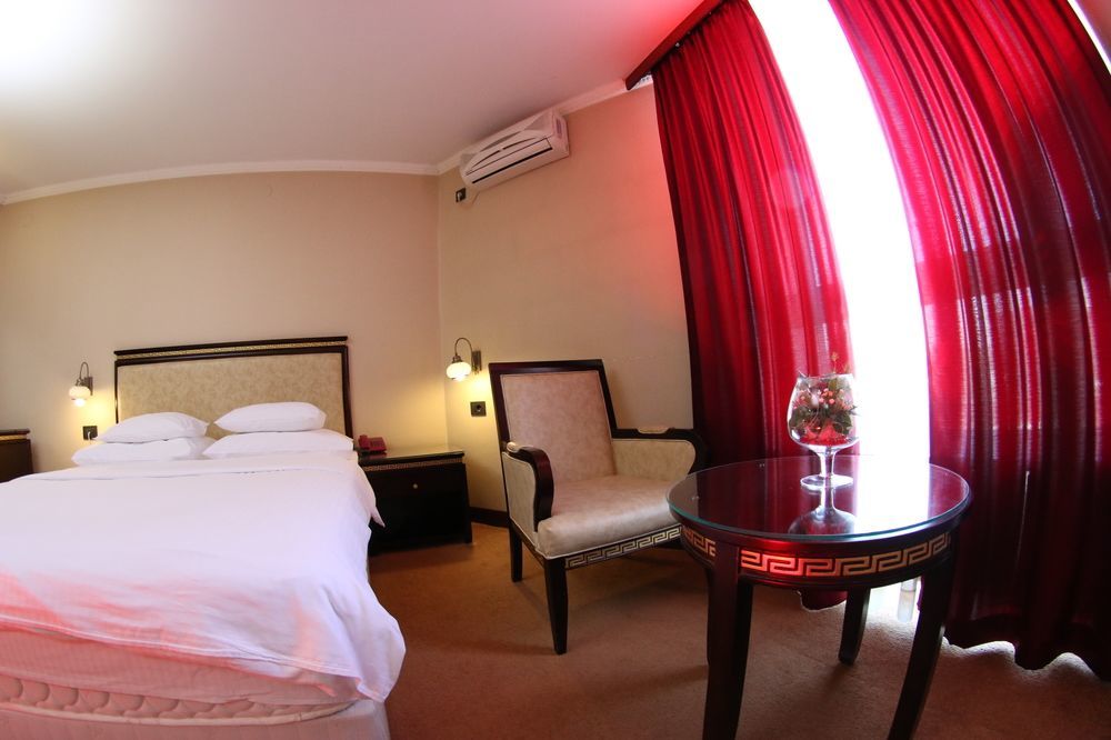 Hotel Bosna Banja Luka Zewnętrze zdjęcie